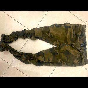 Camo stacked bottom skinny’s